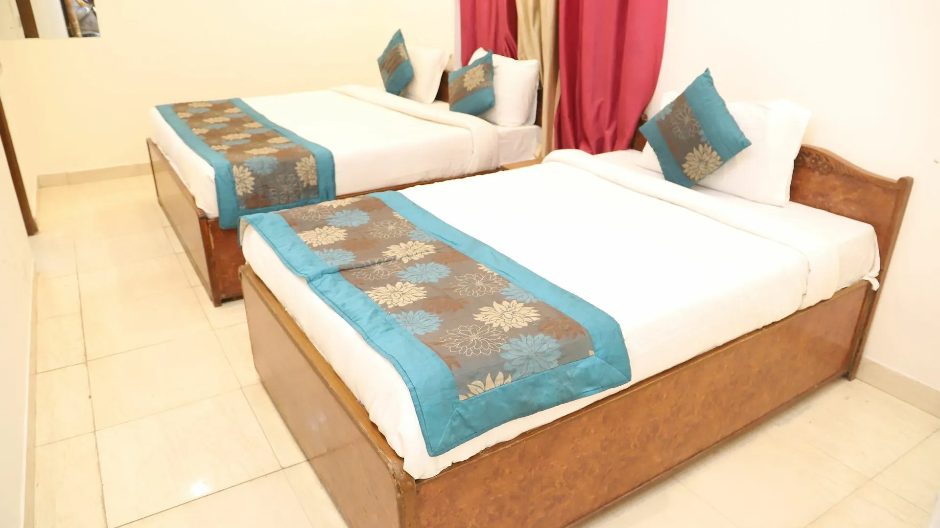 Hotel Sherawat Inn New Delhi